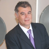 Juan Gonzalo Angel Restrepo