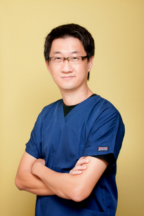 Dr. Eric Gan