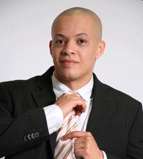 Fernando Adão