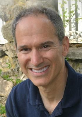 Dr Christopher Defilippi